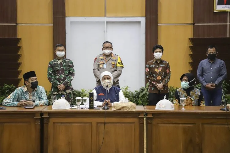 Setelah 208 Warga Positif Corona, Surabaya Akan Ajukan PSSB?