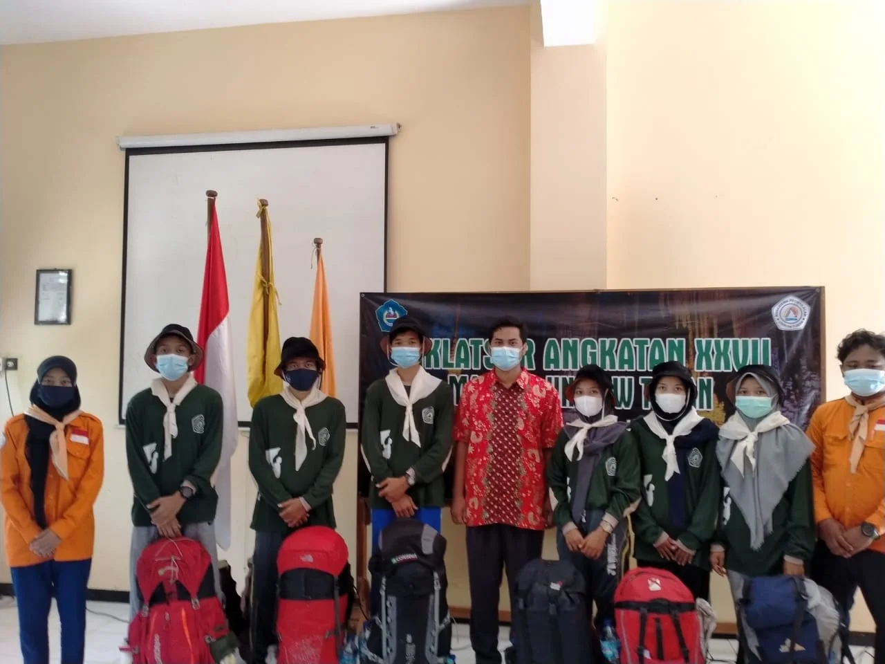 Gelar DiklatSAR, Mahipal Unirow Berangkatkan 6 Peserta ke Alam Terbuka