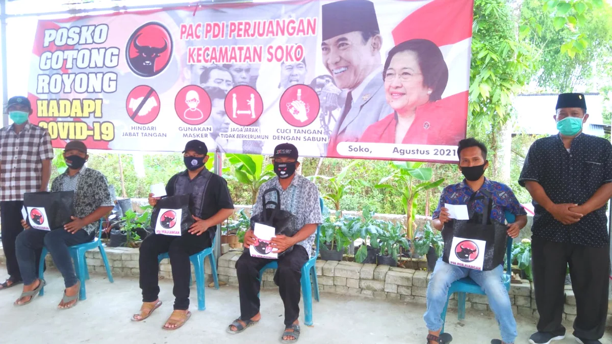 Sambut HUT RI ke-76 Ditengah Pandemi, PDIP Tuban Bangun Posko Penanganan Covid-19