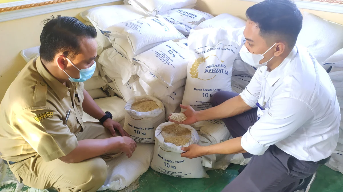 Konflik Bansos di Tuban, Penerima Manfaat Diminta Pahami Standar Kualitas Beras