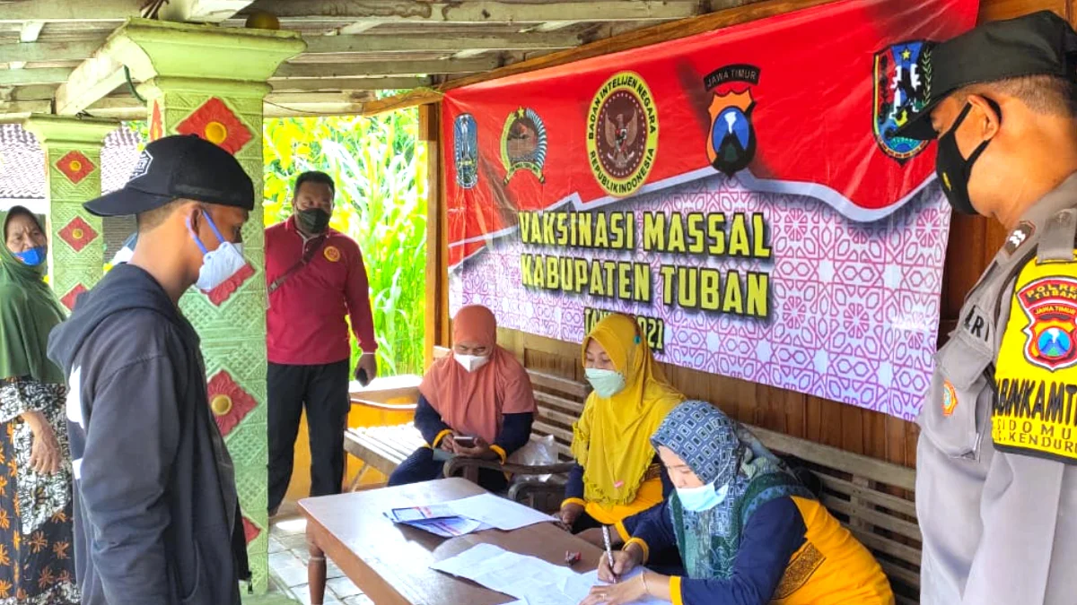 Masyarakat Ngaku Terbantu Dengan Program Vaksinasi Massal dari BIN dan Pemkab Tuban