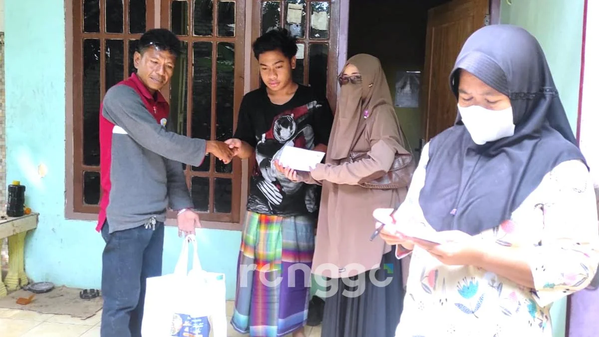 Jelang Ramadan, Wisata Pantai Kelapa Gelar Bansos dan Santuni Anak Yatim