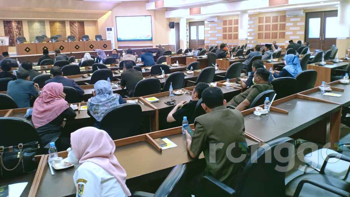 27 Wakil Rakyat Boikot Paripurna, Pembahasan R-APBD Tuban 2023 Batal