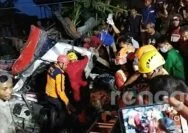 3 Jam terjepit di Kabin Truk, Pasutri Asal Bojonegoro Selamat Usai Kecelakaan di Tuban