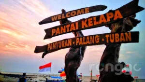 Suguhkan Keindahan Eksotisme, Pantai Kelapa Tuban Jadi Objek Wisata Populer