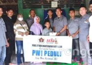 Menyongsong HPN 2023, PWI Tuban Peduli Santuni Anak Yatim