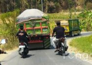 Truk Muatan Tambang Galian C Wara-wiri di Ruas Jalan Grabagan - Banyubang Tuban
