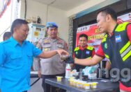 Polisi di Tuban di Tes Urine