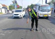 Wanita Muda Pengendara Mio Meninggal Terlindas Truk Trailer di Traffic Light Jalan Soekarno Hatta Tuban