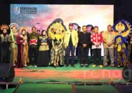 Spektakuler, Event Pucangan Fashion Celebration 2024 Sedot Perhatian Ribuan Penonton