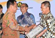 SBI Tuban Dianugerahi Penghargaan Prasetya Ahimsa 2024 atas Komitmen Keselamatan Pertambangan