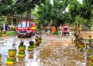 SDN 1 Sumurgung Direndam Lumpur, BPBD Tuban Kerahkan Damkar