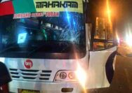Kurang Konsentrasi Saat Berbelok, Pemotor di Tuban Tewas Tertabrak Bus
