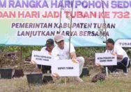 Mas Lindra Rayakan Hari Jadi Tuban dengan Menanam Pohon