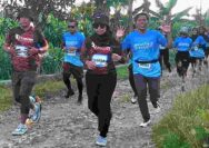 EMCL Dorong Wisata Berkelanjutan di Tuban Lewat Dingklik Mountain Run