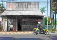 Langgar Perda, Kedai Miras di Tuban Bebas Beroperasi Depan Sekolah