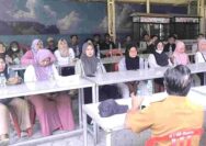 Rekrutmen Tenaga Kerja SPPG Dinilai Tertutup, Warga Rengel Geruduk Kantor Desa