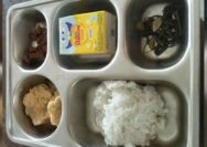 MBG di SD Tambakboyo Tuban Tuai Kritik, Siswa Banyak Tak Habiskan Makanan