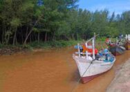 Petaka Limbah Kuarsa: Petani dan Nelayan di Tuban Terlunta-lunta